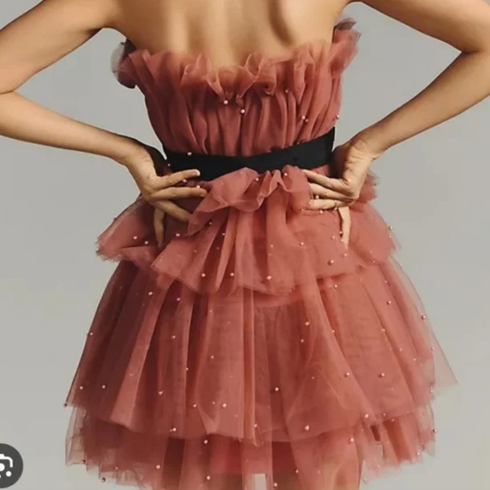 Anthropologie x Maeve Tiered Strapless Tulle Mini Dress in Baked Pink Size 8 - Picture 3 of 10